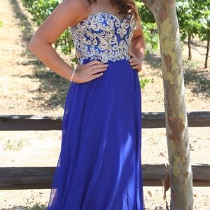 Prom dress